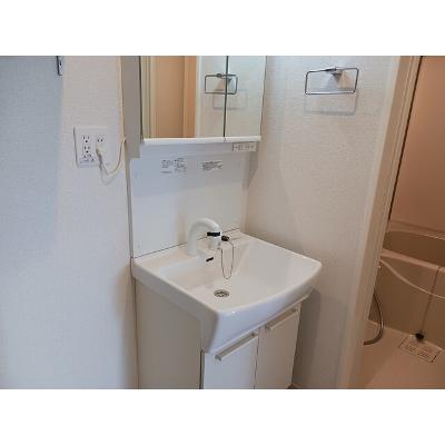 ヒカルサ佐久猿久保Ⅰ 204【管理NO：1-028003201-02040】 ★家具家電は申し込み後に搬入します★ ★2026年09月上旬入居可能★の物件画像