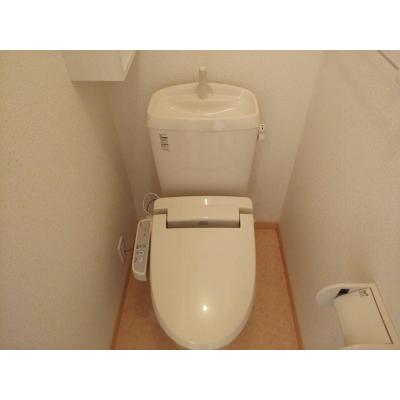 コッコラーレ 102【管理NO：1-016163201-01020】 ★家具家電は申し込み後に搬入します★の物件画像