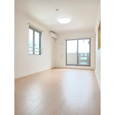 セレーノ・カーサ 301【管理NO：1-016962801-03010】 ★家具家電は申し込み後に搬入します★の物件画像
