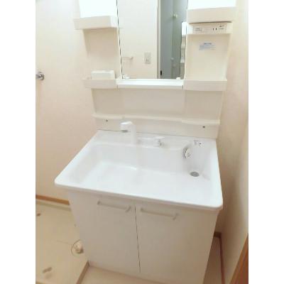 ドルフ・サンフラワー　Ⅲ 201【管理NO：1-012780702-02010】 ★家具家電は申し込み後に搬入します 2026年09月中旬入居可能の物件画像