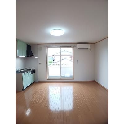 Ａｍｉ 202【管理NO：1-099456301-02020】 ★家具家電は申し込み後に搬入します★の物件画像