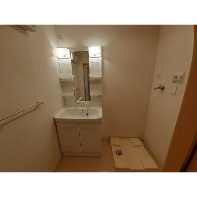 サンペドロＡ 201【管理NO：1-019192801-02010】 ★家具家電は申し込み後に搬入します★の物件画像