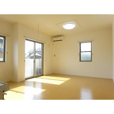 モン　ブラン 103【管理NO：1-017144801-01030】 ★家具家電は申し込み後に搬入します★ ★2026年09月中旬入居可能★の物件画像