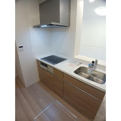 シモン宝ヶ池 102【管理NO：1-027467701-01020】 ★家具家電は申し込み後に搬入します★の物件画像