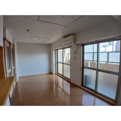 ロイヤルメドウ 310【管理NO：1-014356801-03080】 ★家具家電は申し込み後に搬入します 2026年09月中旬入居可能の物件画像