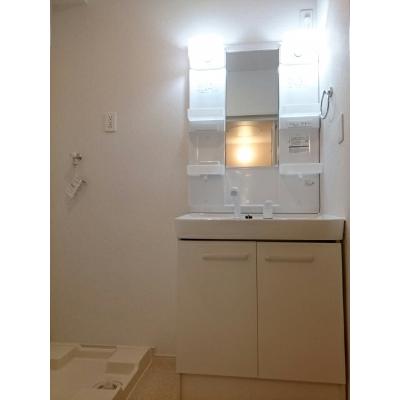 キングビートル 202【管理NO：1-022521401-02020】 ★家具家電は申し込み後に搬入します 2026年09月中旬入居可能の物件画像