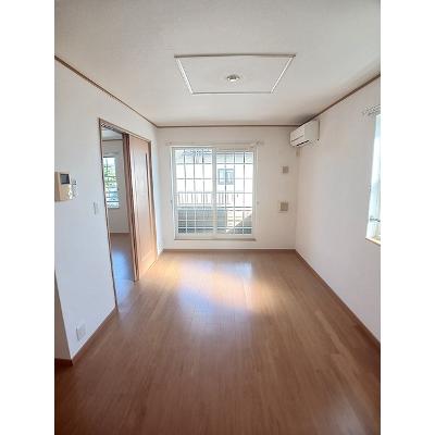 リュミエール　ミディ 201【管理NO：1-013164001-02010】 ★家具家電は申し込み後に搬入します★の物件画像