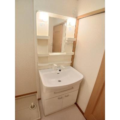リュミエール　ミディ 201【管理NO：1-013164001-02010】 ★家具家電は申し込み後に搬入します★の物件画像