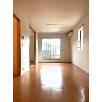 グラース 201【管理NO：1-017626801-02010】 ★家具家電は申し込み後に搬入します★の物件画像