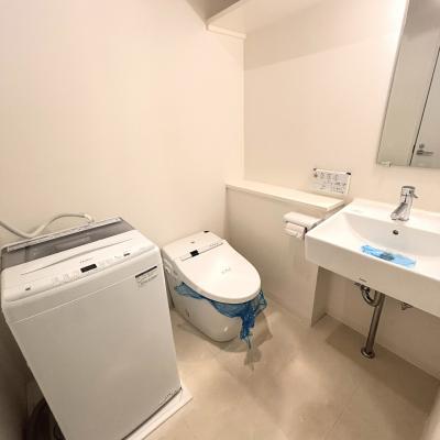 【J’sコート南大井Ⅰ 201】即入居可🌟厚さ25㎝超高密度ポケットコイルマットレス使用！品川駅まで約6分、渋谷駅まで約20分！好立地のデザイナーズマンション☆【インターネット無料】の物件画像