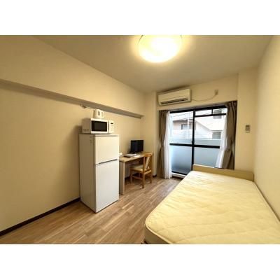 🔷🔹🔸🔶⭐駅徒歩5分⭐1Rタイプ⭐音が気になる方も安心なRC造のお部屋です⭐【禁煙&Wi-Fi無料】⭐🔶🔸🔹🔷「K33」の物件画像
