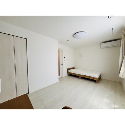 🔷🔹🔸🔶⭐2025年築⭐1Kタイプ⭐オートロックと防犯カメラでセキュリティー◎⭐宅配ボックス、浴室乾燥機など設備充実⭐【禁煙&Wi-Fi無料】⭐🔶🔸🔹🔷「K49」の物件画像