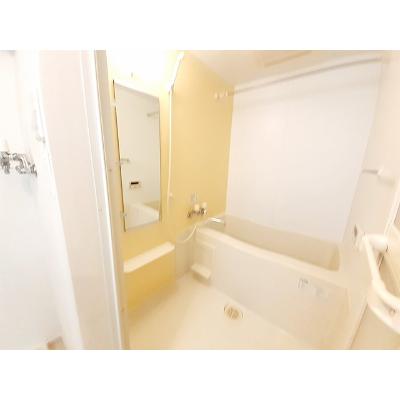 ブリアンコリーヌ 102【管理NO：1-018316901-01020】 ★家具家電は申し込み後に搬入します★の物件画像