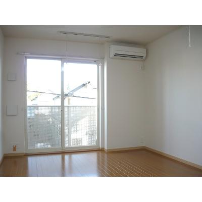 曙ハイツ 202【管理NO：1-015122101-02020】 ★家具家電は申し込み後に搬入します 2026年10月中旬入居可能の物件画像