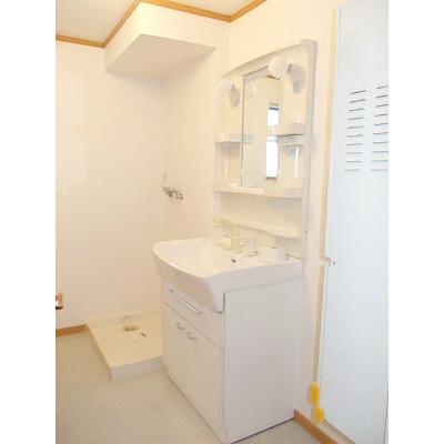 シャン・ド・フルール 202【管理NO：1-013255801-02020】 ★家具家電は申し込み後に搬入します★ ★2026年09月上旬入居可能★の物件画像