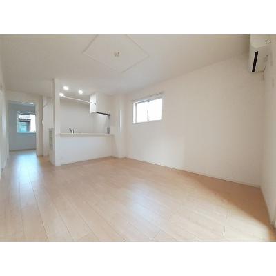 ジュネス 102【管理NO：1-022700301-01020】 ★家具家電は申し込み後に搬入します★の物件画像