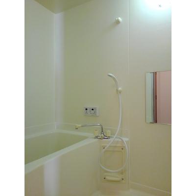 ビバリーヒルズＢ 103【管理NO：1-006988002-01030】 ★家具家電は申し込み後に搬入します★ ★2026年09月下旬入居可能★の物件画像