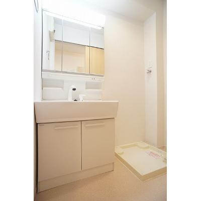 シャン　デルブＡ 106【管理NO：1-014175801-01050】 ★家具家電は申し込み後に搬入します★ ★2026年09月上旬入居可能★の物件画像