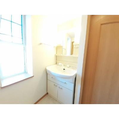 プチ　グレーヌＢ 103【管理NO：1-013285502-01030】 ★家具家電は申し込み後に搬入します★の物件画像