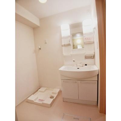 セレーナＢ 201【管理NO：1-019481502-02010】 ★家具家電は申し込み後に搬入します★ ★2026年09月中旬入居可能★の物件画像