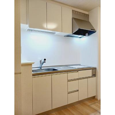 メゾン　ヴィオラ 102【管理NO：1-026854301-01020】 ★家具家電は申し込み後に搬入します★の物件画像