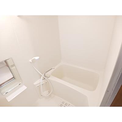 ベルフラワーＦ 101【管理NO：1-009521601-01010】 ★家具家電は申し込み後に搬入します★の物件画像