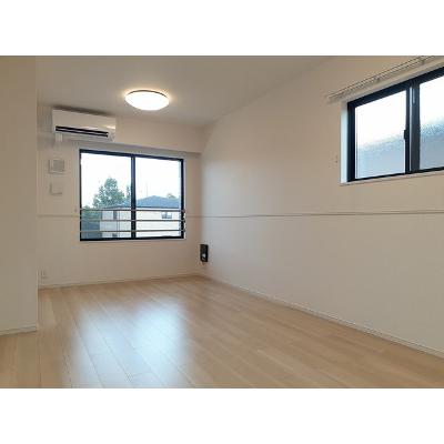 モデルノⅡ 201【管理NO：1-027289802-02010】 ★家具家電は申し込み後に搬入します★ ★2026年08月下旬入居可能★の物件画像