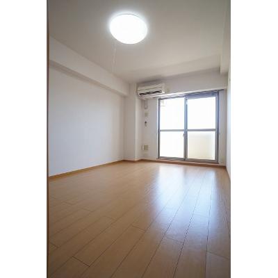 ラ・ベルソレイユ 403【管理NO：1-014600101-04030】 ★家具家電は申し込み後に搬入します★の物件画像