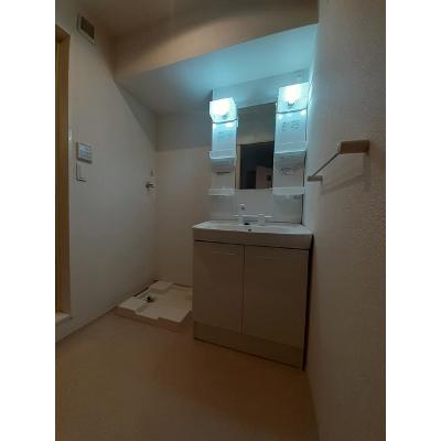 フレスクーラ蟻ヶ崎Ⅰ 102【管理NO：1-018401601-01020】 ★家具家電は申し込み後に搬入します★ ★2026年09月中旬入居可能★の物件画像