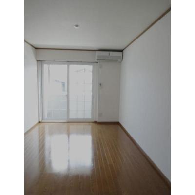 ボム・コリ－ヌⅢ 102【管理NO：1-011533403-01020】 ★家具家電は申し込み後に搬入します★ ★2026年09月中旬入居可能★の物件画像