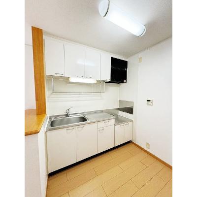 カトルセゾン 205【管理NO：1-014457801-02050】 ★家具家電は申し込み後に搬入します★ ★2026年09月上旬入居可能★の物件画像