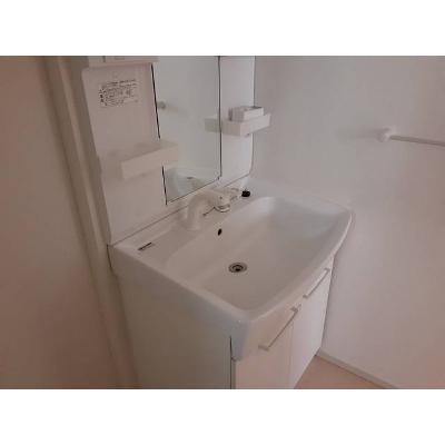 カトレア 101【管理NO：1-017266801-01010】 ★家具家電は申し込み後に搬入します★ ★2026年09月中旬入居可能★の物件画像