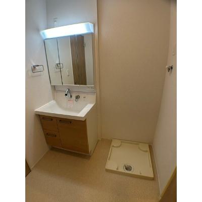 ジョリ・リス 203【管理NO：1-028243001-02030】 ★家具家電は申し込み後に搬入しますの物件画像