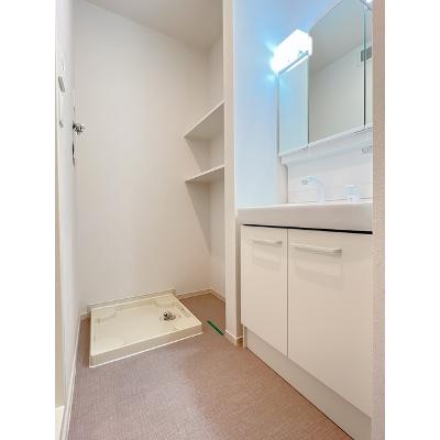 モカ　ⅩⅠ 101【管理NO：1-028073201-01010】 ★家具家電は申し込み後に搬入します★の物件画像