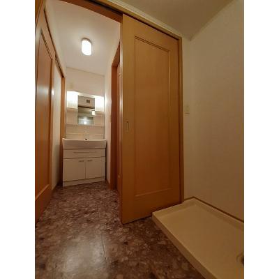 サニースクエアⅢ 102【管理NO：1-013981603-01020】 ★家具家電は申し込み後に搬入します★ ★2026年09月上旬入居可能★の物件画像