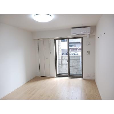 ブリーズ（Ｂｒｅｅｚｅ） 105【管理NO：1-025395001-01040】 ★家具家電は申し込み後に搬入します★の物件画像