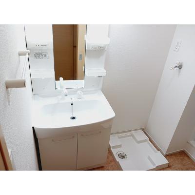 エステート川島Ⅱ 102【管理NO：1-017446001-01020】 ★家具家電は申し込み後に搬入します★ ★2026年09月上旬入居可能★の物件画像