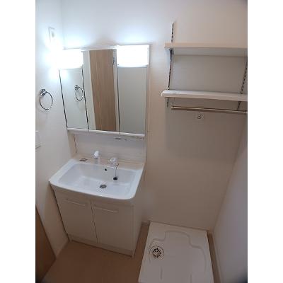 ウエストメゾンクワトロⅢ 102【管理NO：1-026810401-01020】 ★家具家電は申し込み後に搬入します★の物件画像