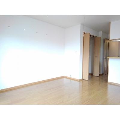 アクシス 101【管理NO：1-014318901-01010】 ★家具家電は申し込み後に搬入します★ ★2026年10月上旬入居可能★の物件画像