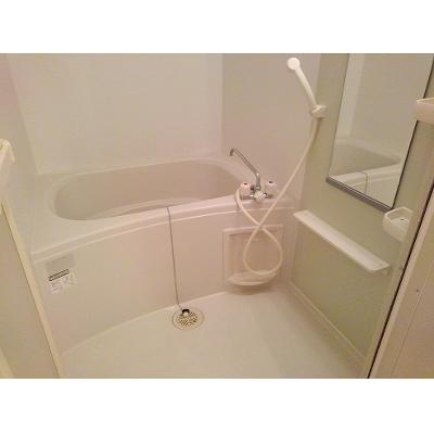 アクシス 101【管理NO：1-014318901-01010】 ★家具家電は申し込み後に搬入します★ ★2026年10月上旬入居可能★の物件画像