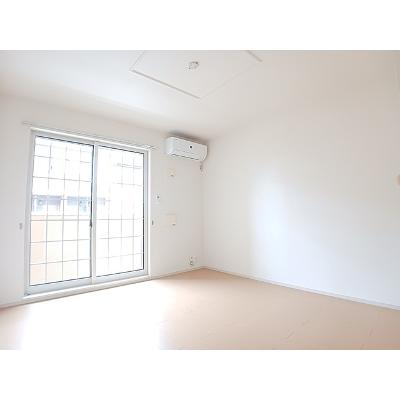 ノイエ・リヒト 101【管理NO：1-018806102-01010】 ★家具家電は申し込み後に搬入します★の物件画像