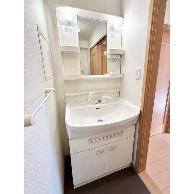 メゾン・フローラ 203【管理NO：1-014875401-02030】 ★家具家電は申し込み後に搬入します 2026年09月中旬入居可能の物件画像