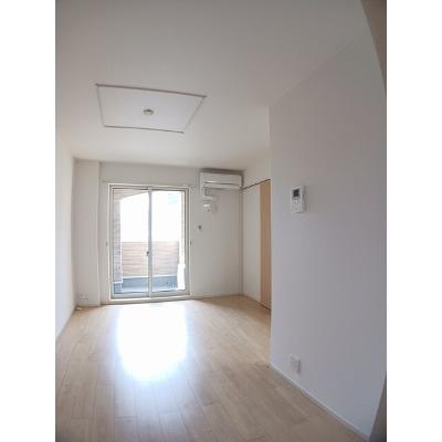 ルアーナ山城 101【管理NO：1-019806601-01010】 ★家具家電は申し込み後に搬入します 2026年08月中旬入居可能の物件画像