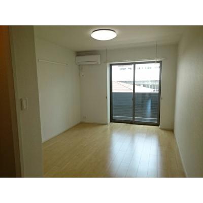 リンデンバウム　Ⅰ 302【管理NO：1-020648801-03020】 ★家具家電は申し込み後に搬入します★ ★2026年09月上旬入居可能★の物件画像