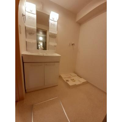 ピコット 205【管理NO：1-018033501-02040】 ★家具家電は申し込み後に搬入します★の物件画像