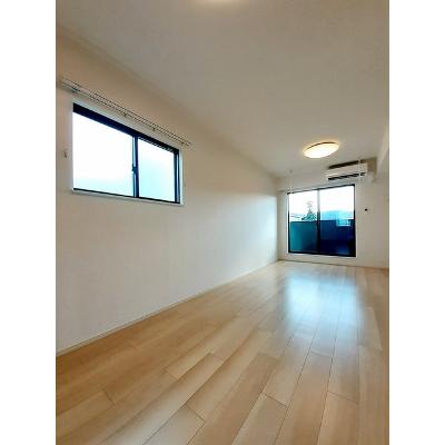 トワイライト 206【管理NO：1-027111201-02050】 ★家具家電は申し込み後に搬入します★ ★2026年09月中旬入居可能★の物件画像
