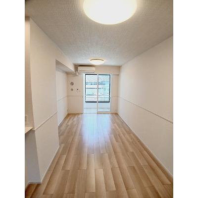 パストラーレ　Ⅳ 102【管理NO：1-028478001-01020】 ★家具家電は申し込み後に搬入します★の物件画像