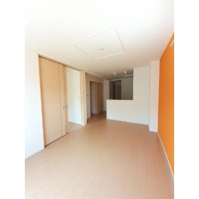 橙Ⅰ棟 201【管理NO：1-018878101-02010】 ★家具家電は申し込み後に搬入します★ ★2026年09月上旬入居可能★の物件画像