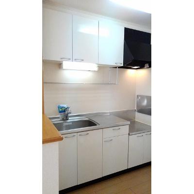イーストカーサＢ 203【管理NO：1-014891102-02030】 ★家具家電は申し込み後に搬入します★の物件画像
