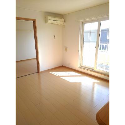 シルバーベル 201【管理NO：1-014258201-02010】 ★家具家電は申し込み後に搬入します★ ★2026年09月中旬入居可能★の物件画像